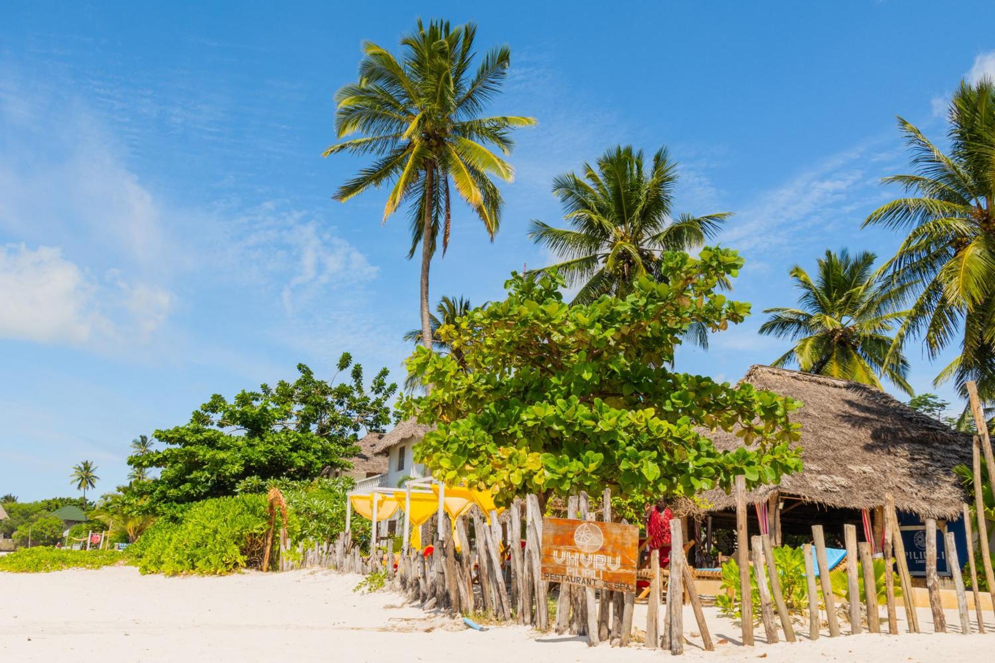 Pili Pili Beach Bungalows جامبياني المظهر الخارجي الصورة