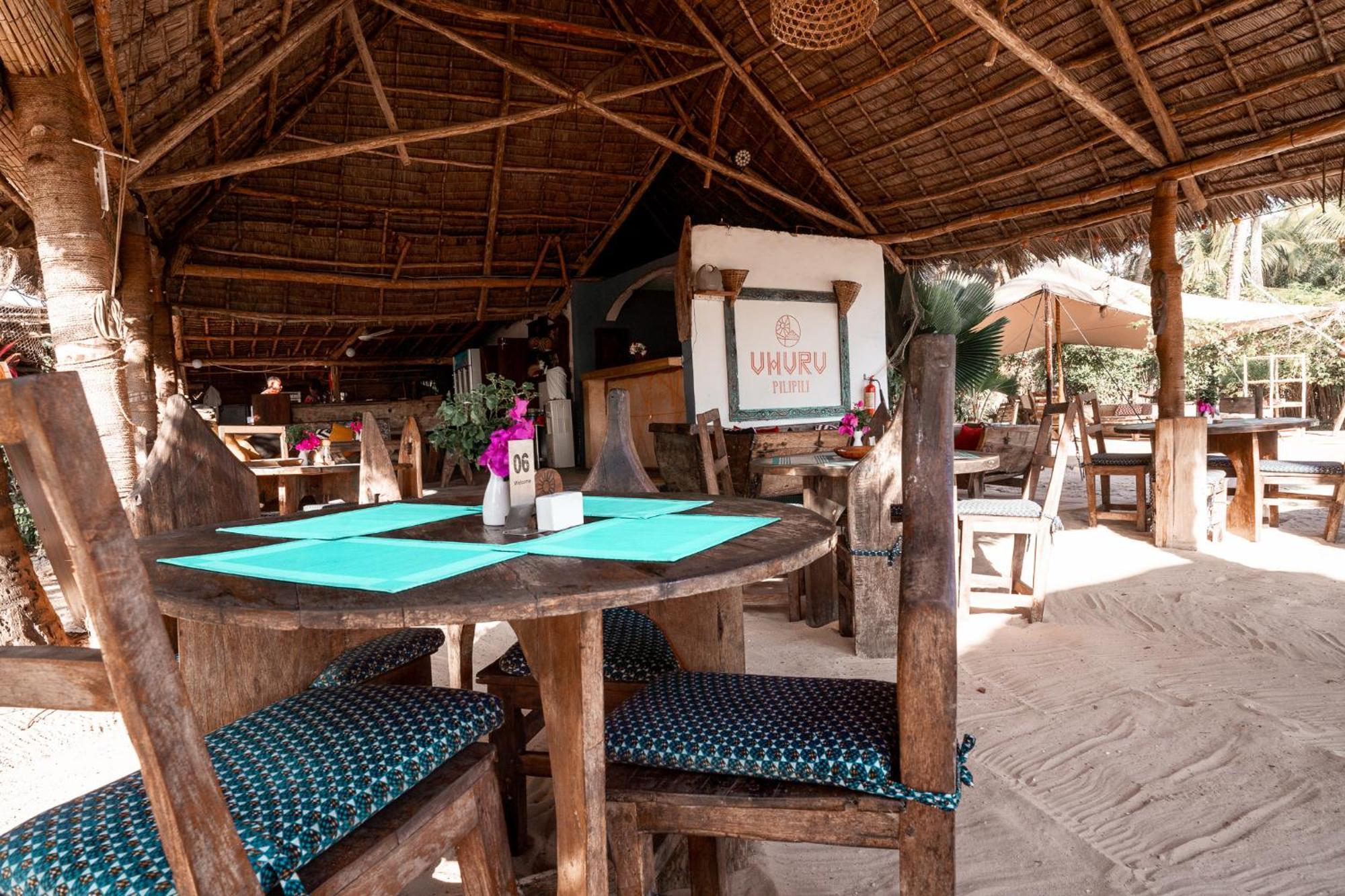 Pili Pili Beach Bungalows جامبياني المظهر الخارجي الصورة